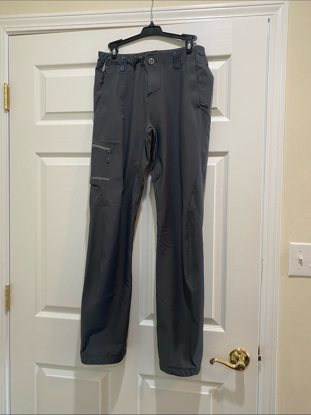 Patagonia Women's Straight-Leg Outdoor Pants - Dark Gray